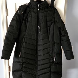 EUC Eddie Bauer black parka 1X